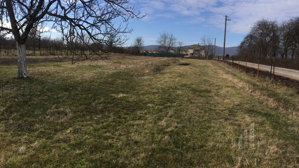 Pozemok na PREDAJ v Uľanoch nad Žitavou