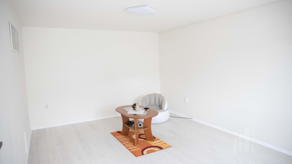 PREDAJ DVOJGENERAČNÝ RD V MALACKÁCH, VHODNÝ AJ AKO SÍDLO FIRMY.